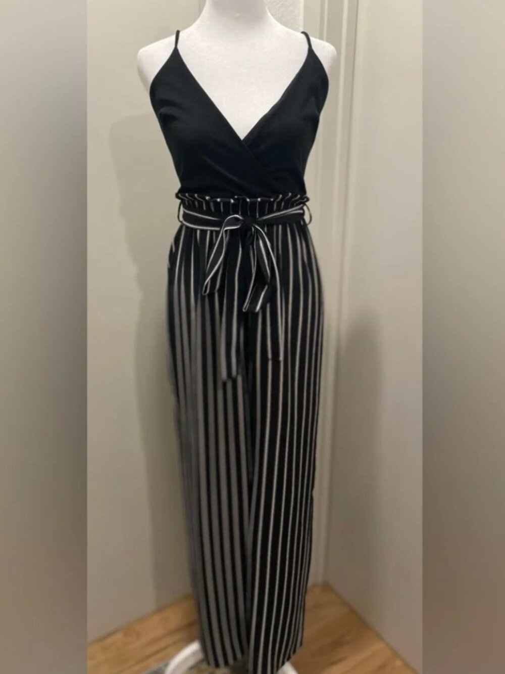 Striped jumpsuit - size Medium